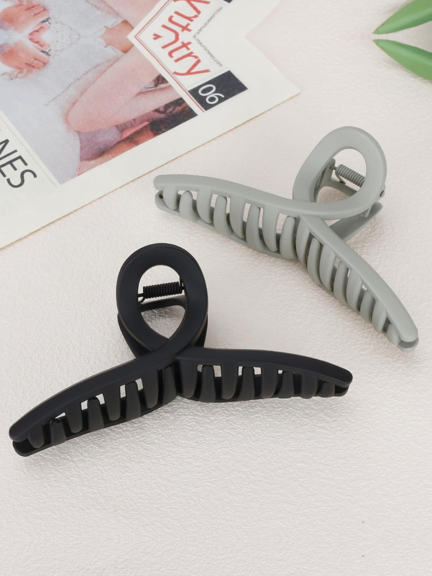 1 Pc Multicolor Abs Plastic Hair Claw Clip For Women & Girls