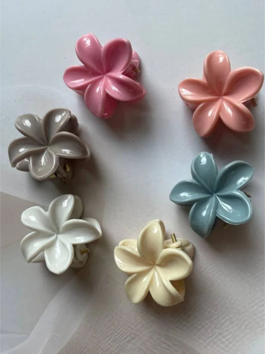 1 Pc Multicolor Abs Plastic Flower Matte Mini Hair Claw Clips For Women & Girls