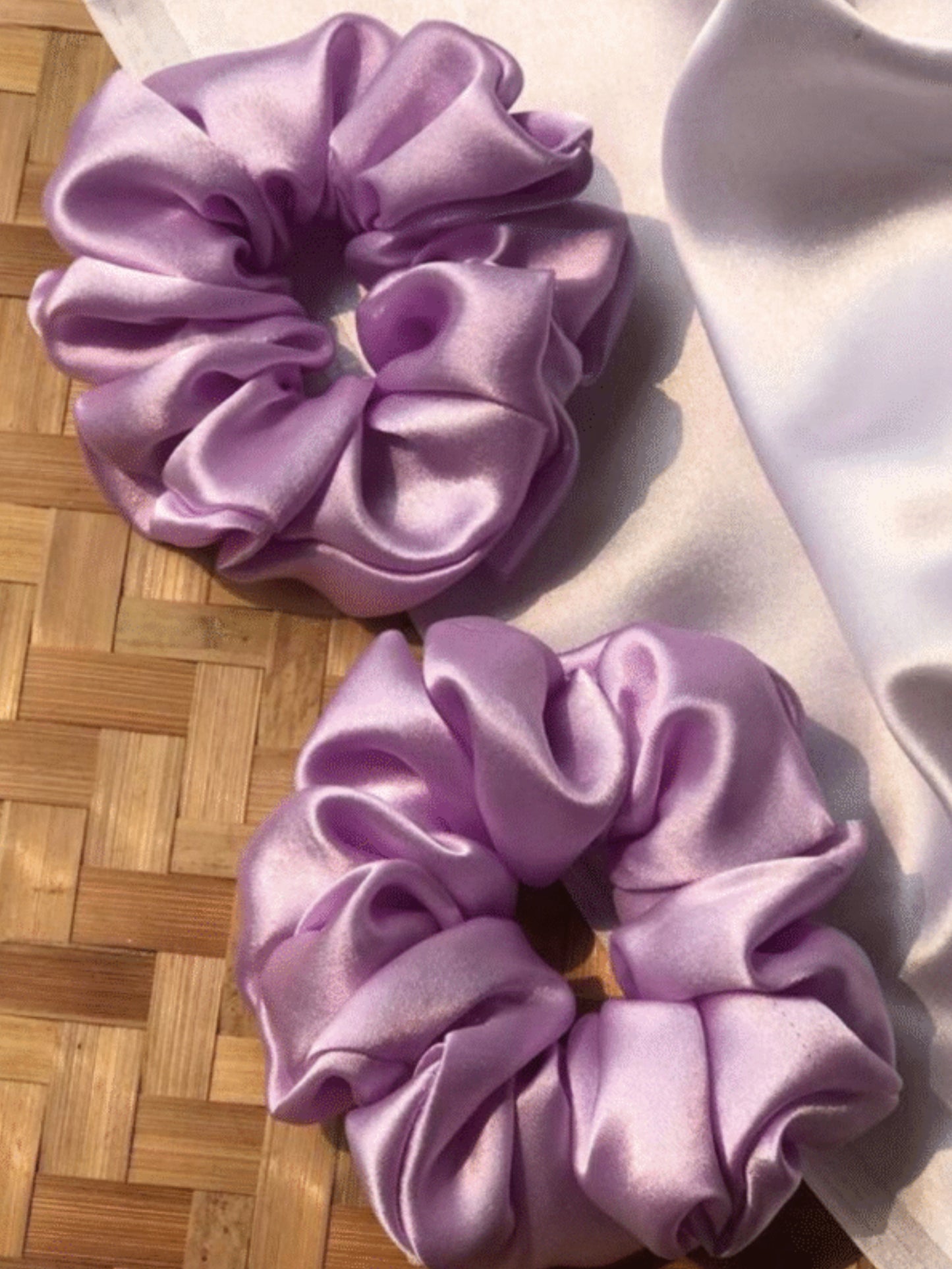 1 Pc Multicolor Satin Silk Satin Scrunchy Hair Ties For Women & Girls